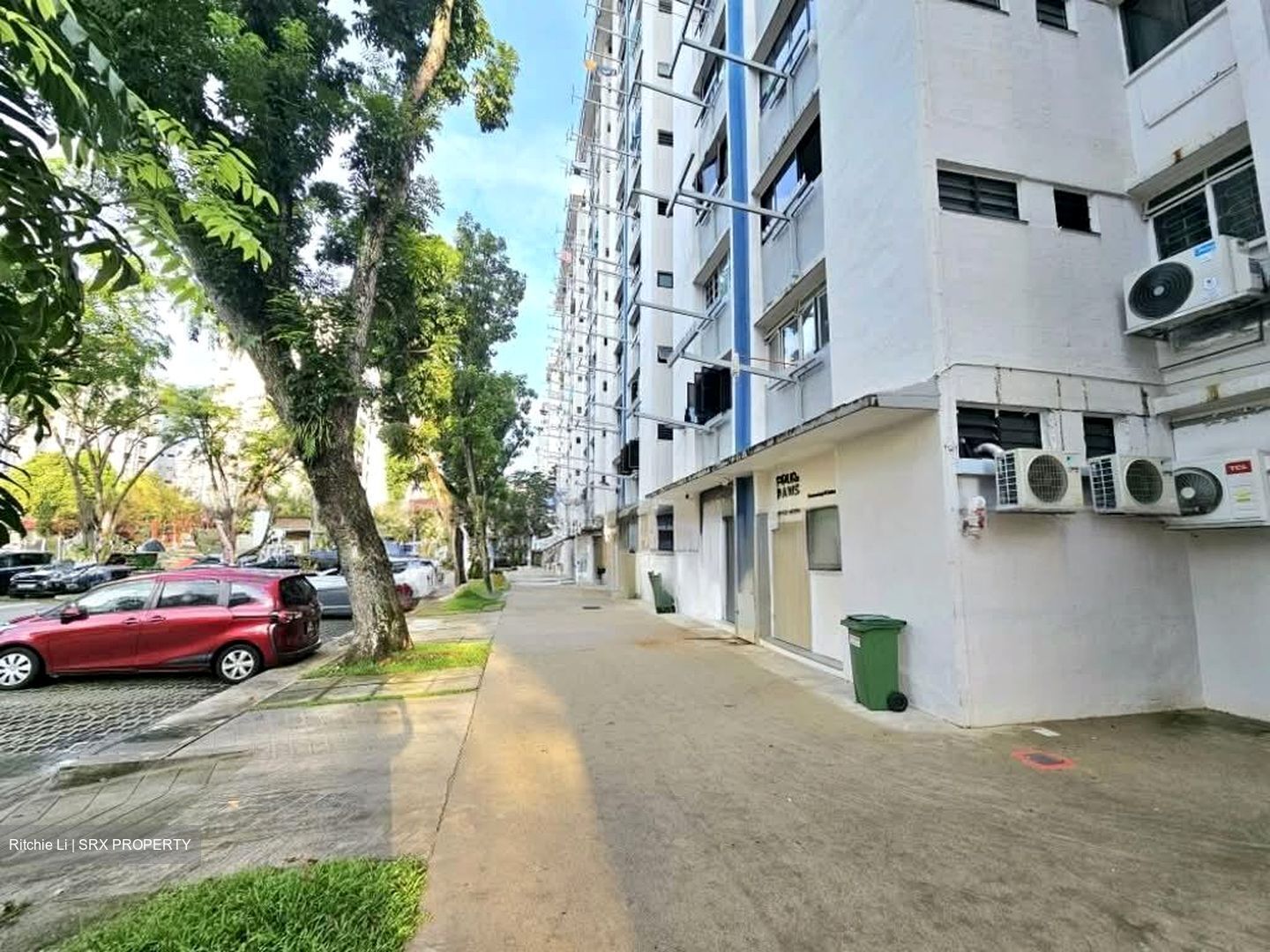 Ang Mo Kio Avenue 4 (D20), Shop House #561642981